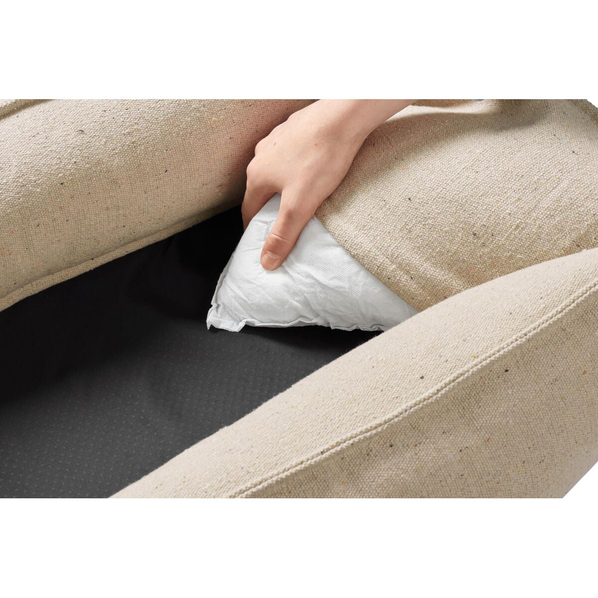 V3HA27544FA77C1C9D3327685E2AE54EF9DR5574649P6